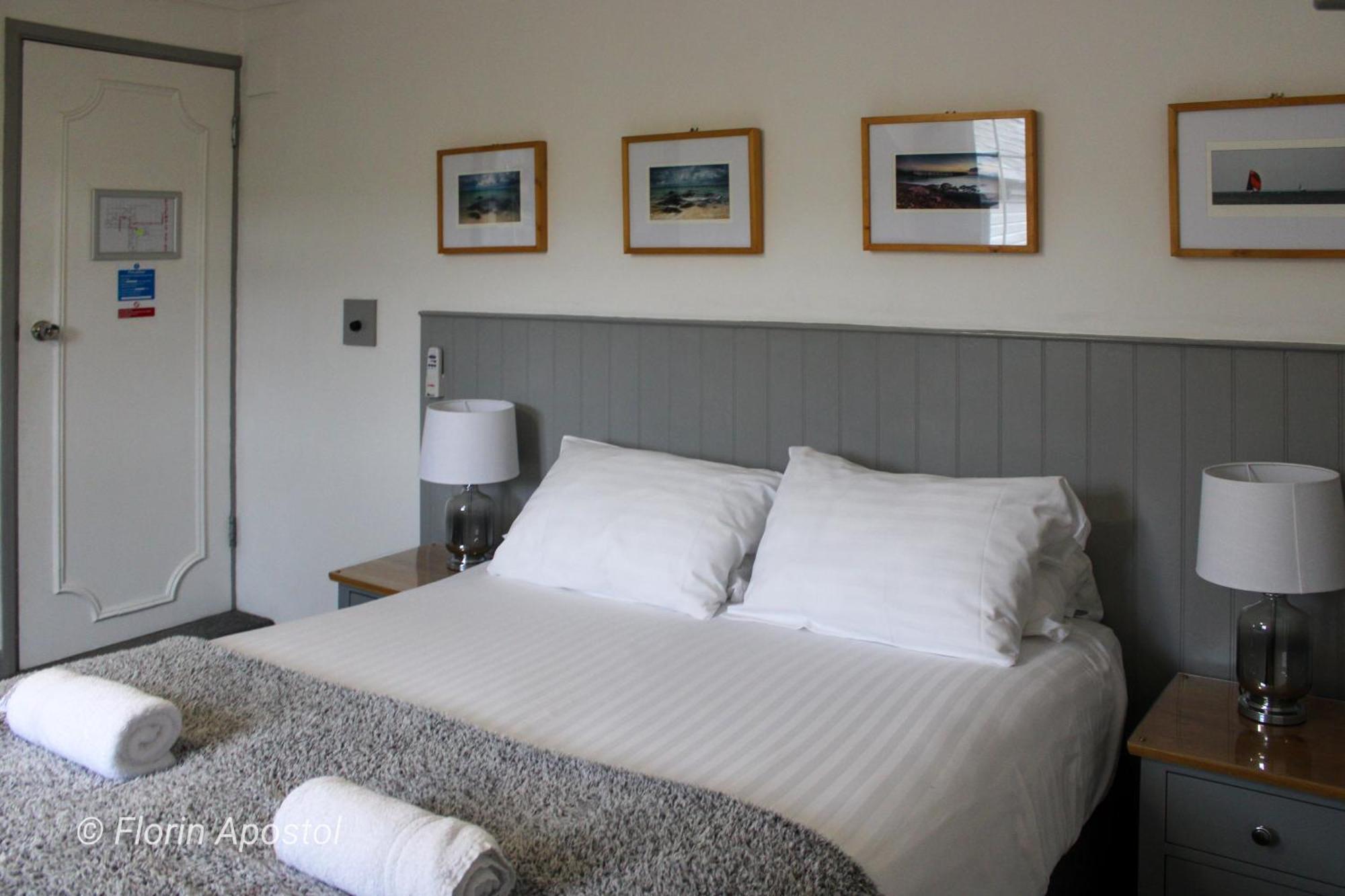 The Wight Mouse Inn Chale Luaran gambar